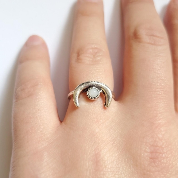 NWOT Silver Opal Southwestern Ring - Picture 4 of 7